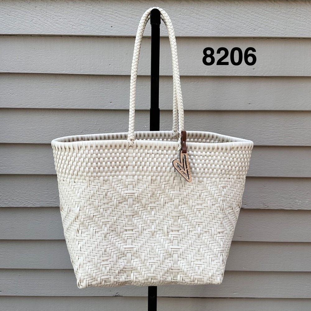 Maria Victoria Handwoven Tote Seashell White Woven Basket Beach Bag Large